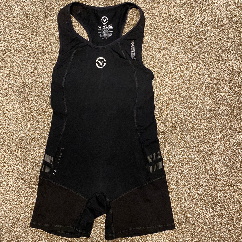 VIRUS Elevate V2 singlet - M